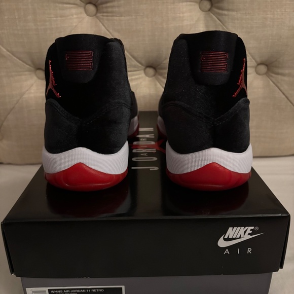Jordan 11 Bred Velvet - Picture 4 of 5
